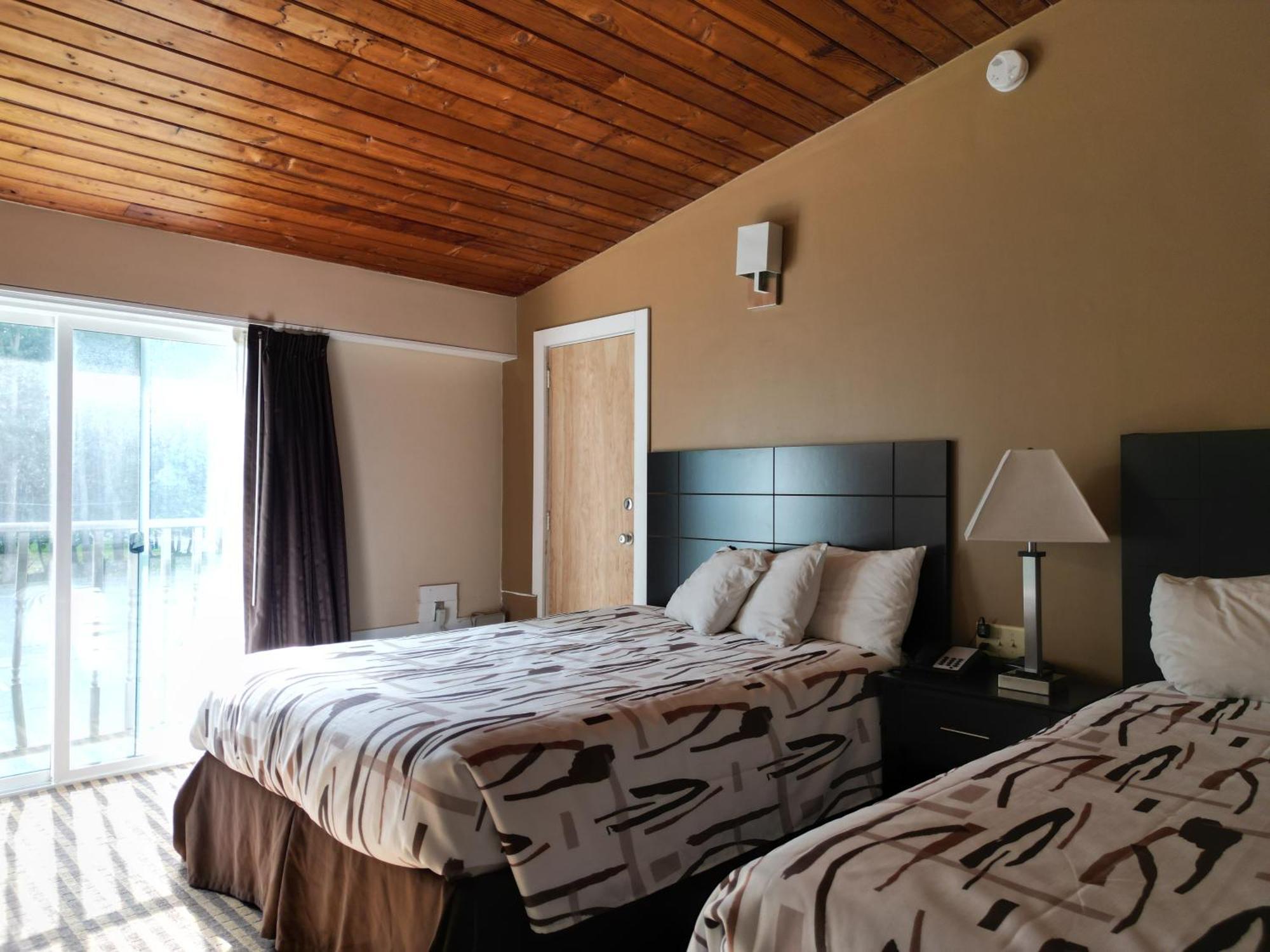 Hotel The